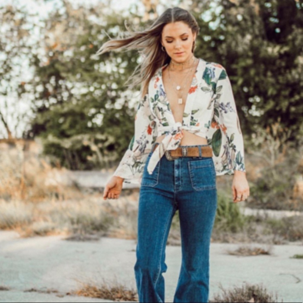 Show Me Your Mumu Jordyn Tie Top Small S Floral Chiffon Bell Sleeve Crop Blouse - Picture 2 of 9